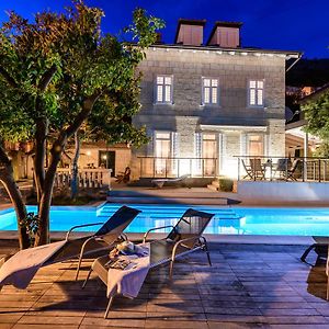 Villa de Luxe