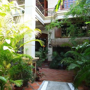 Alibi Guesthouse