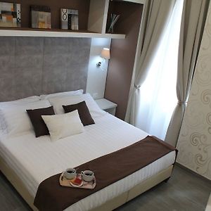 Elenoire Rooms&Suite