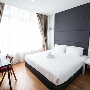 Appartement à 3 Chambres à Coucher