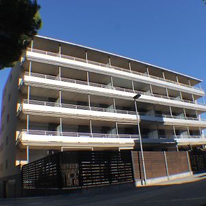 Appartement à 2 Chambres à Coucher