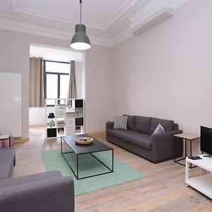 Parlamentarium Apartment