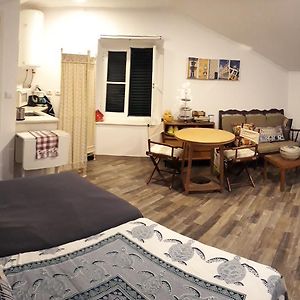 Studio de Luxe