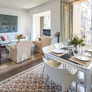 Appartement à 3 Chambres à Coucher