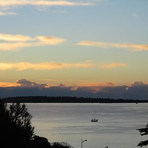Beau 2 pièces 3 étoiles Vue Mer Garage Privé 150m plages wifi