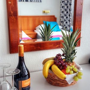 Budget Without Window Room