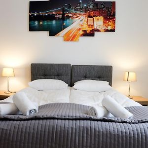 Appartement à 3 Chambres à Coucher