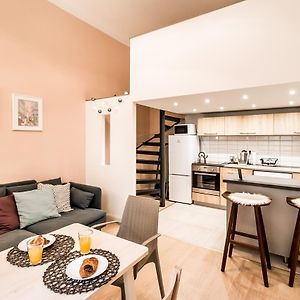 Appartement à 2 Chambres à Coucher