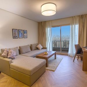 Suite Gold Lit King-Size