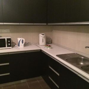 Appartement à 3 Chambres à Coucher