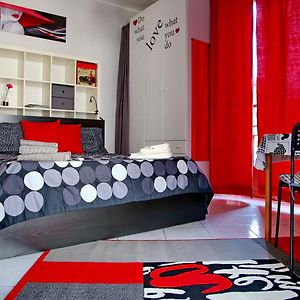 Bnbutler - Col Di Lana - Navigli Apartment - Darsena