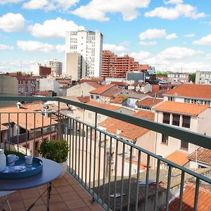 Castellane - 40 M2 Avec Balcon Et Parking
