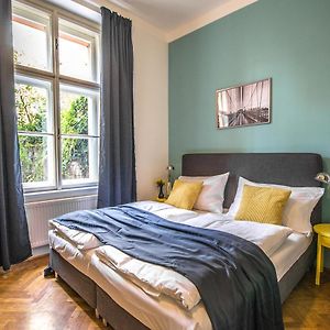 3Bdr City Center Ruterra Apartment