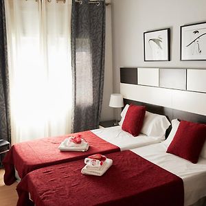 Appartement à 2 Chambres à Coucher