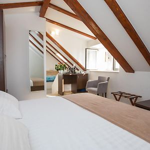 Villa Four Winds