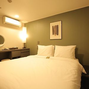 The Hotel Young Inn