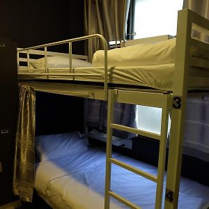 Chambre Juste Pour Hommes Dortoir