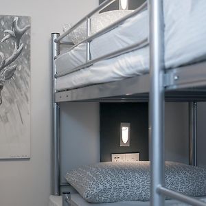 Dormitory Room Mixed