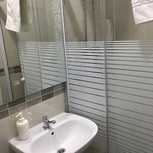 Private Bathroom Triple Room