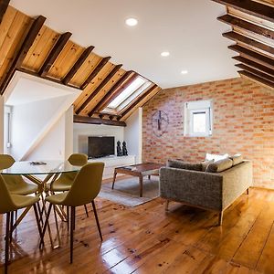 Bairrus Lisbon Apartments - Principe Real/Brick