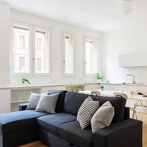 Altido Lovely 1-Bed Flat With Balcony & Free Parking