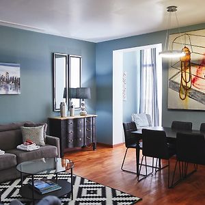 Appartement à 3 Chambres à Coucher