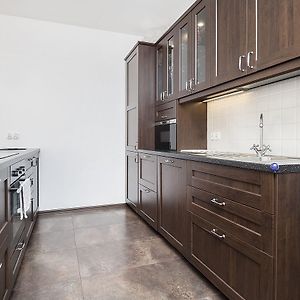 Appartement à 3 Chambres à Coucher