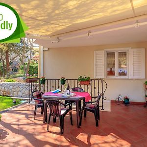 Leona & Borna'S Central Lapad Suites