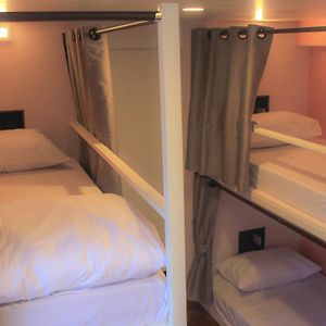 Chambre Juste Pour Femmes Dortoir