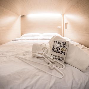 Dormitory Room Mixed
