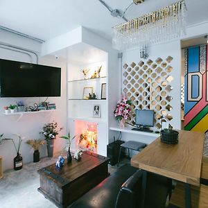 Diff Hostel