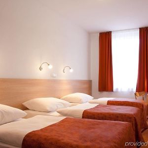 Chambre Standarde Triple