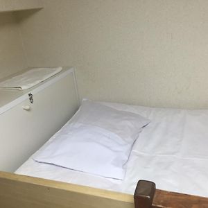 Chambre Juste Pour Hommes Dortoir