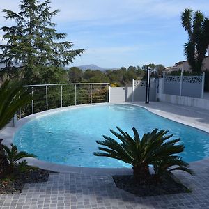 Belle maison avec piscine dans les hauteurs