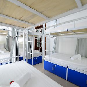 Dormitory Room Mixed