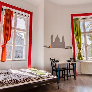 Pal'S Mini Hostel