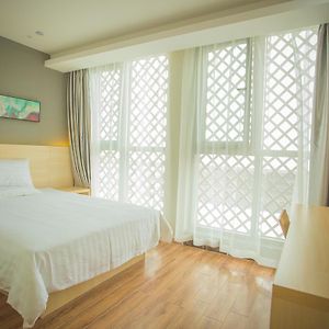 Queen Room Mainland Chinese Citizens