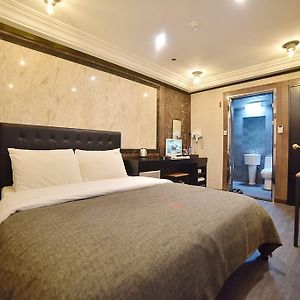 Chambre Standarde Lit King-Size