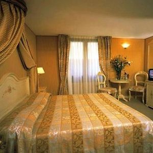 Chambre Standarde Double