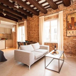 Decô Apartments Barcelona-Born St.
