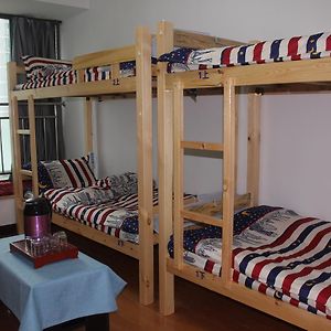 Chambre Juste Pour Hommes Dortoir