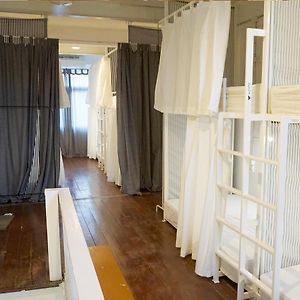 Dormitory Room Mixed