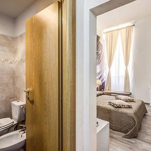 Private Bathroom King Room