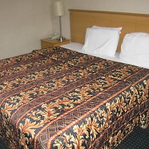 Chambre Lit King-Size avec Accès aux Personnes Handicapées