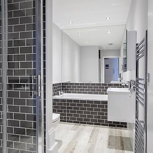 Suite à 1 Chambre à Coucher