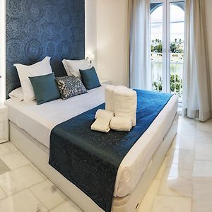 Appartement à 2 Chambres à Coucher au Deuxième Étage