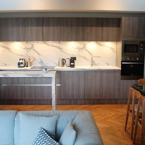 Appartement à 3 Chambres à Coucher