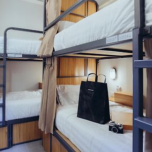 Dormitory Room Mixed