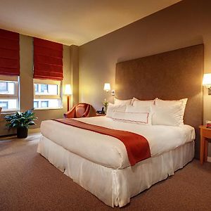Chambre Lit King-Size avec Accès aux Personnes Handicapées