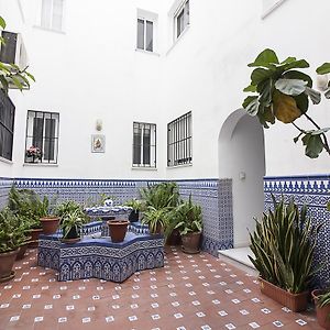 Old Town, City Center Apartment Premium With Parking